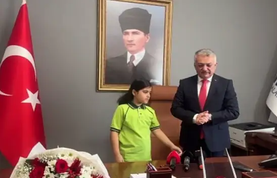 Vali Yazıcı Makam koltuğunu Çetin'e bıraktı