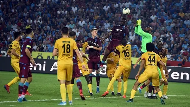 Trabzonspor Yeni Malatyaspor Karşılaşmasından Kareler