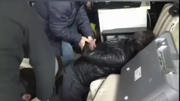 17 televizyon, 7 kombi ve 1 adet dizüstü bilgisayar çalan 7 şüpheli polis ekiplerince kıskıvrak yakalandı