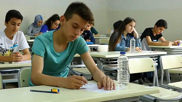 1 Milyondan Fazla Öğrenci Sınav Heyecanı Yaşayacak!