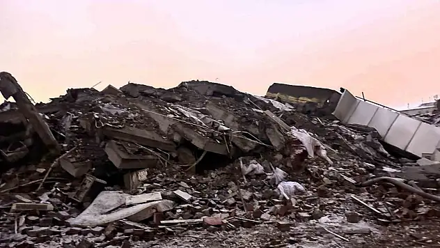 21 kişinin hayatını kaybettiği Kırçuval Oteli davasında bilirkişi raporu yenilenecek