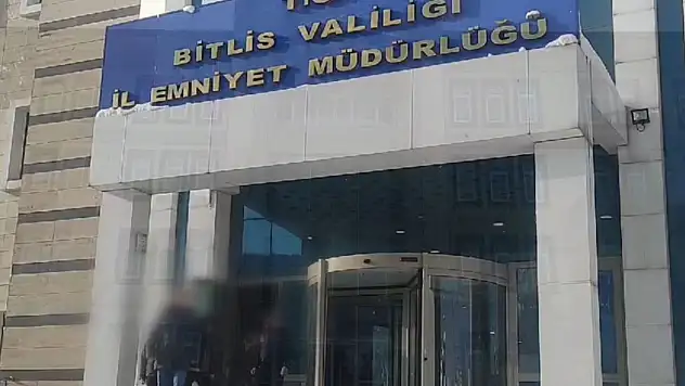 24 Düzensiz Göçmen İle 4 Organizatör Şüphelisi Yakalandı