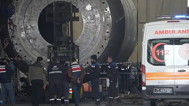 3 Tonluk Sac Düştü: İki İşçi Olay Yerinde Öldü