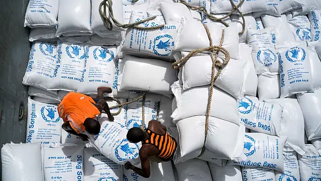 ABD, Somali hükümetine yardımı kesti