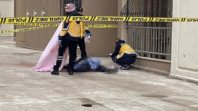 Acı Son...Kiralamak İstediği 17. Kattaki Daireden Düştü