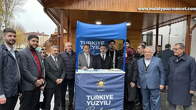 AK Parti 'Türkiye Yüzyılı' standı açtı