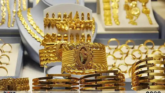 Altın fiyatları güne yükselişle başladı