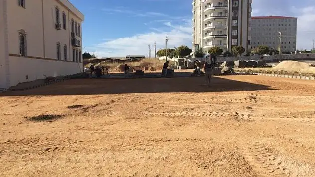 Altınşehir Mahallesi'ndeki taziye evinin çevre düzenlemesi yapıldı