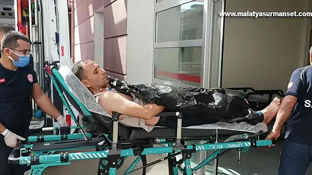 Ampulü değiştirirken akıma kapılarak yaralandı