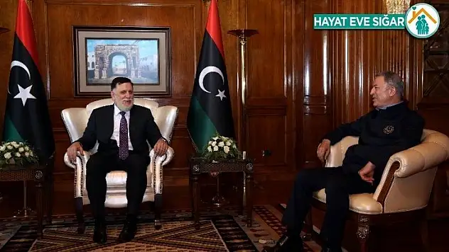 Bakan Akar'dan Libya Başbakanı Serrac ve Katar Savunma Bakanı Atiyye ile toplantı