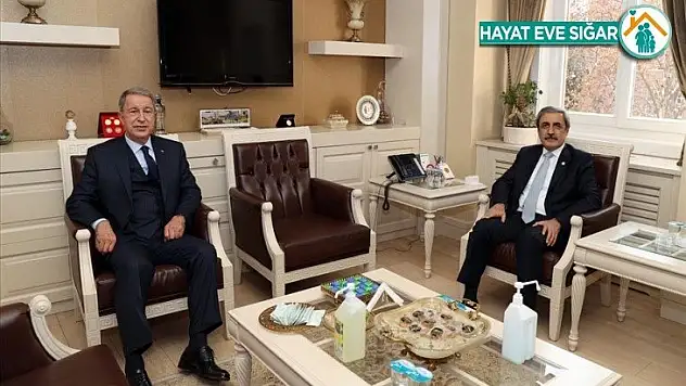 Bakan Akar'dan Yargıtay'a ziyaret