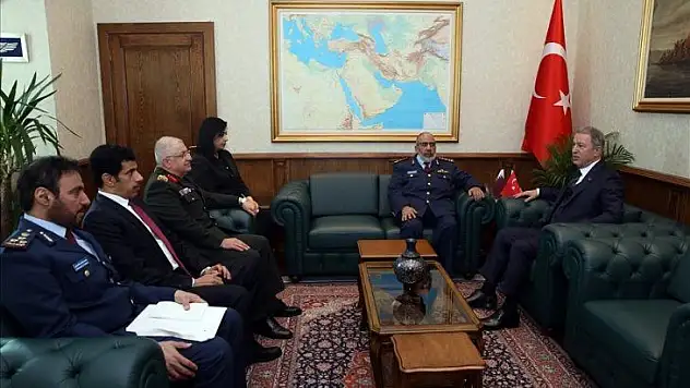 Bakan Akar, Katar Genelkurmay Başkanı'nı kabul etti