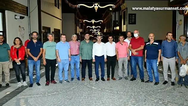Başkan Çınar, akademisyen ve bilim adamlarını tarihi Yeşilyurt konaklarında misafir etti