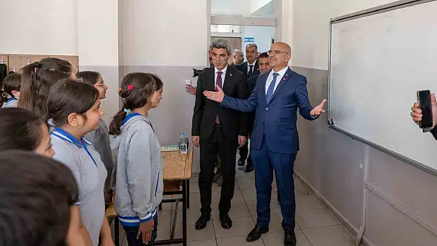 Başkan Er öğrencileri 11. Malatya Anadolu Kitap ve Kültür Fuarı'na davet etti