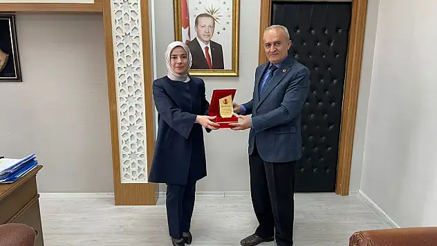 Başkan Zeki Dağ'dan Kaymakam Kutsal Baytak'a Takdir ve Teşekkür