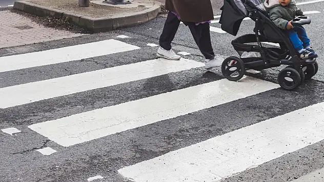 Bebek Arabaları Artık Belediye Otobüslerinde Serbest
