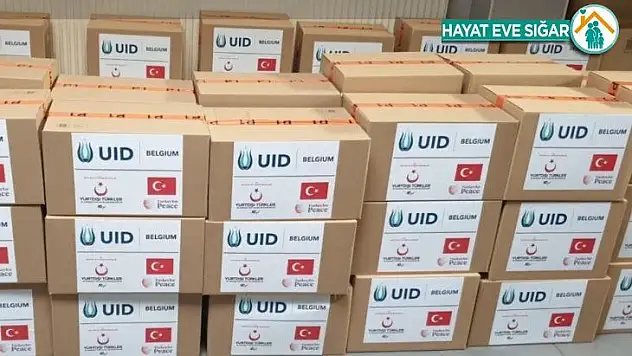 Belçika'da kaderine terk edilen mültecilere YTB desteğiyle yardım eli uzandı