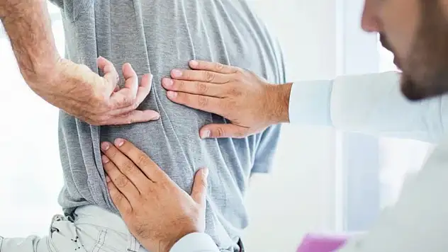 Beliniz mi ağrıyor? Nedeni düşündüğünüzden çok daha ciddi olabilir!