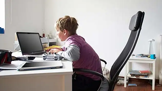 Bilgisayar Kullanımı Omurgayı Tehdit Ediyor!