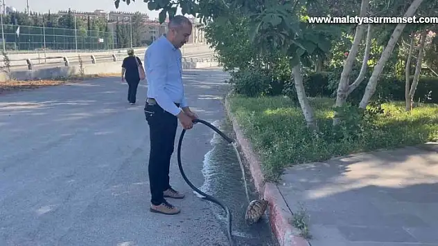 Bir damla suyla yüreklere dokunuldu