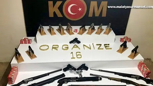 Bursa'da silah tacirlerine şafak operasyonu: 32 gözaltı