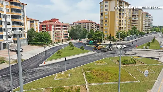 Büyükşehir Belediyesi yol ve asfalt çalışmaları devam ediyor