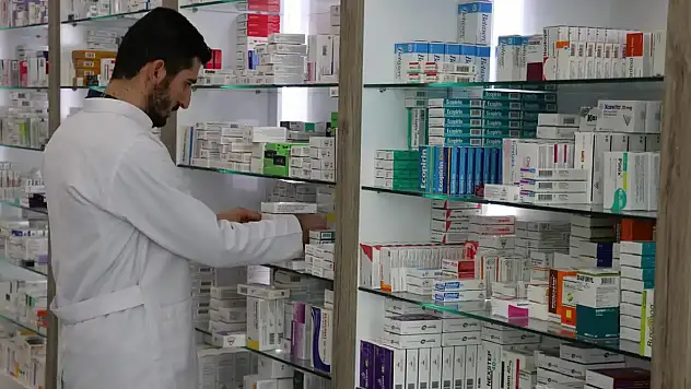 Cebinizden Çıkmayacak! SGK Hangi 12 İlacı Listeye Aldı?