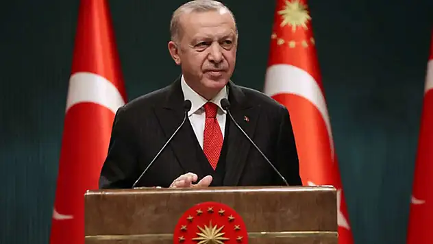 Cumhurbaşkanı Erdoğan: Üreten tüm gençlerimizin yanında oluyoruz