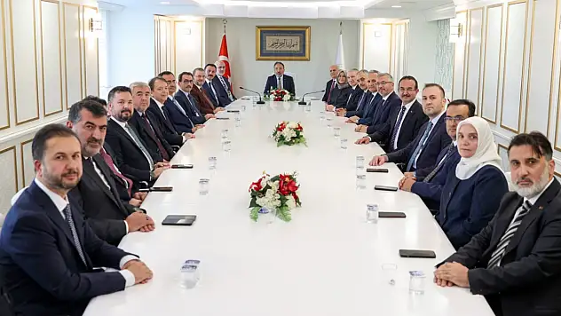 Diyanet'te Yönetim Kadrosu Yenilendi! İşte Yeni İsimler