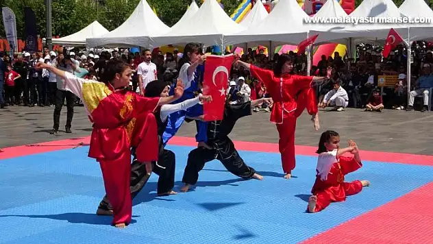 Diyarbakır'da 19 Mayıs coşkuyla kutlandı