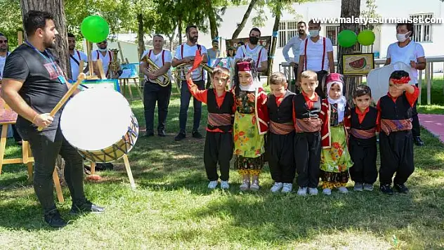 Diyarbakırlı miniklerden 'Karpuz Festivali'