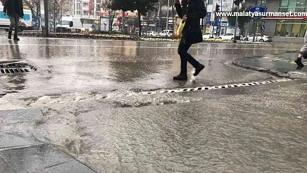 Elazığ'da sağanak yağış etkili oldu