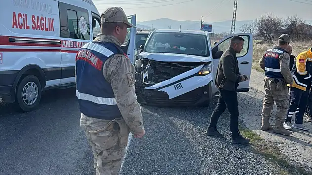 Elazığ'da trafik kazası: 3 yaralı