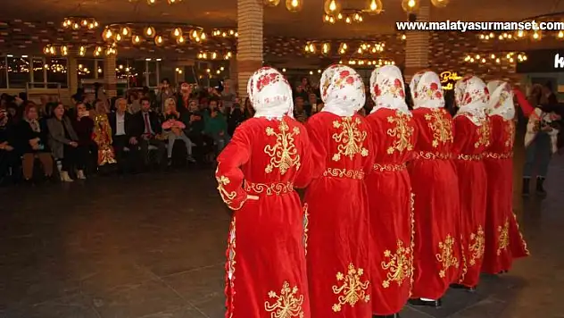 Elazığ'da üniversiteli öğrenciler yöresel yemeklerle buluştu
