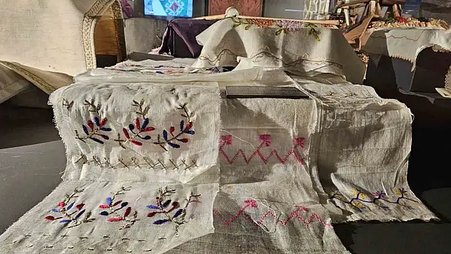 Elazığ Kent Müzesi'deki el işi ürünler geçmişe ışık tutuyor