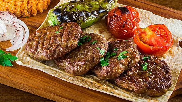 Etiket Oyunu! Gerçek Dana Yerine Tavuk Eti Satılmış
