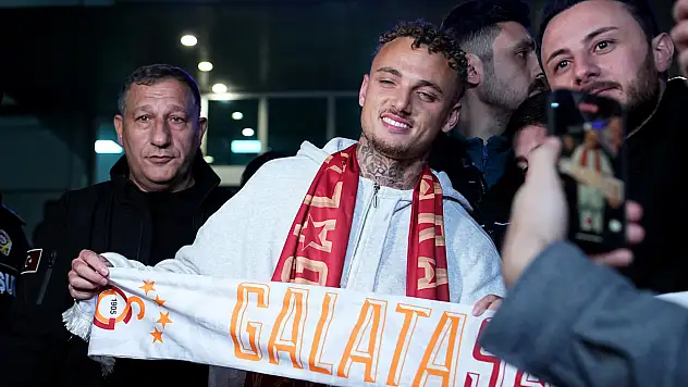 Galatasaray'ın yeni transferi Noa Lang, İstanbul'a geldi