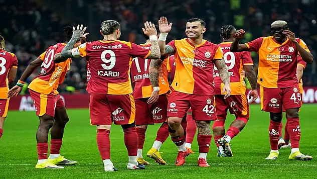 Galatasaray Şampiyonluk Mesajı Verdi: 5-1
