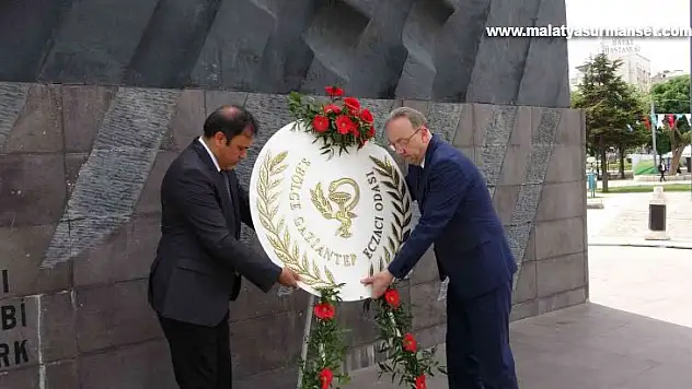 Gaziantep'te Eczacılık Günü kutlanıyor