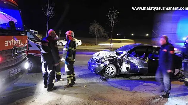 Gaziantep'te kontrolsüz çıkış kazaya neden oldu: 5 yaralı