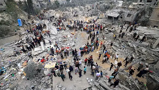 Gazze Şeridi'nde şehit sayısı 56 bin 156'ya ulaştı