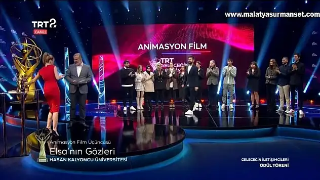 Geleceğin İletişimcilerine TRT'den ödül