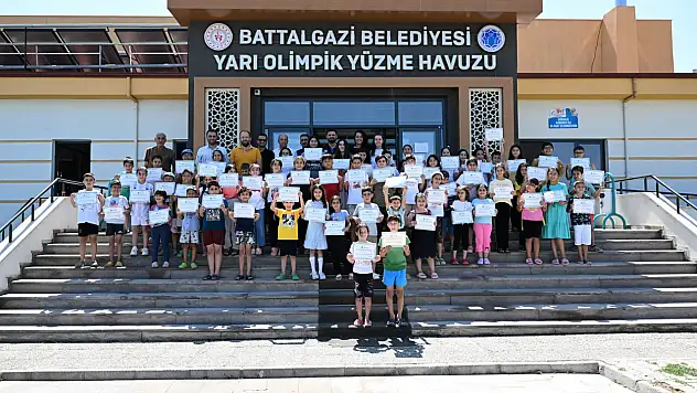 Göztepe Yarı Olimpik Yüzme Havuzu Kış Kursları Başlıyor