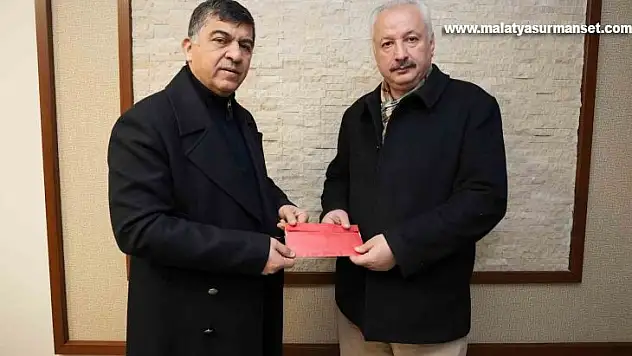 Gurbetçi çocukların notu, Fadıloğlu'na duygusal anlar yaşattı