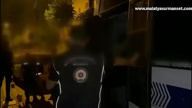 İçişleri Bakanı Yerlikaya: 50 göçmen kaçakçısı organizatörü yakalandı