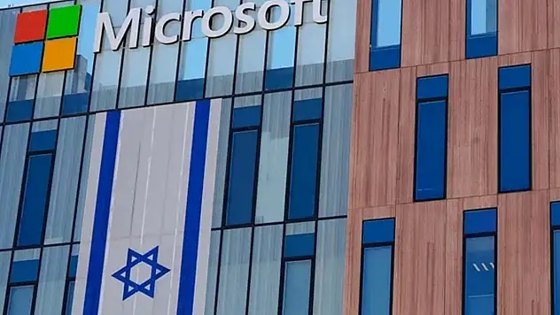 İki Microsoft Çalışanı İsrail Protestosu Nedeniyle İşten Ayrıldı