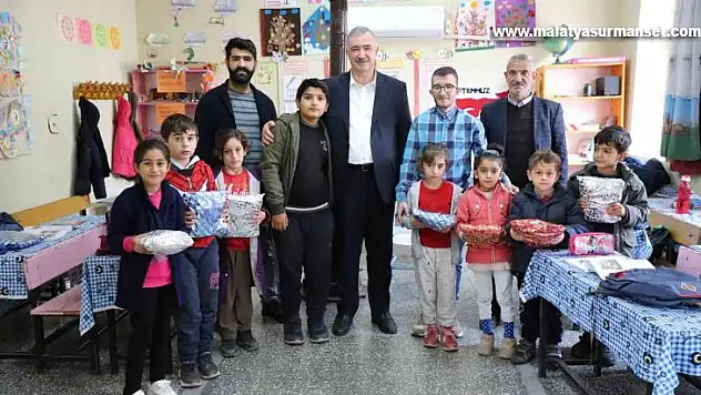 Kahta Belediyesi'nden köy okullarına yardım eli