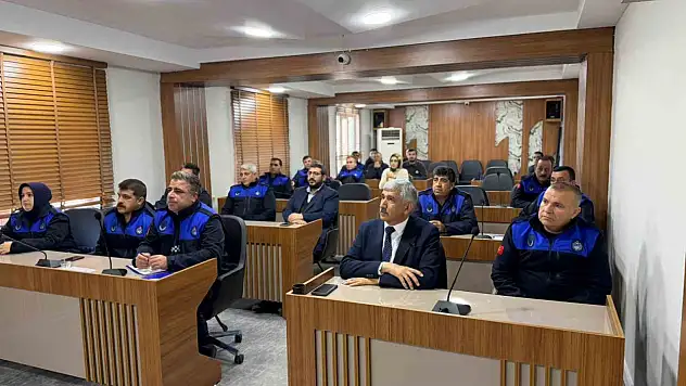 Kahta Belediyesi zabıta personeline yönelik kapsamlı hukuk eğitimi