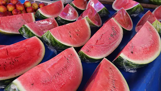 Karpuz Fiyatı Uçtu Çeyrek Karpuz 300 TL!