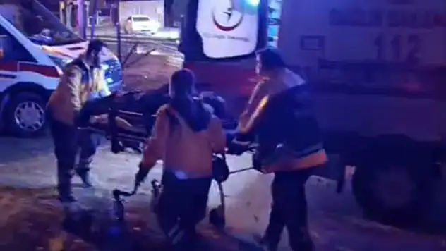 Kırmızı ışık ihlali yapan mikser ortalığı savaş alanına çevirdi 5 yaralı